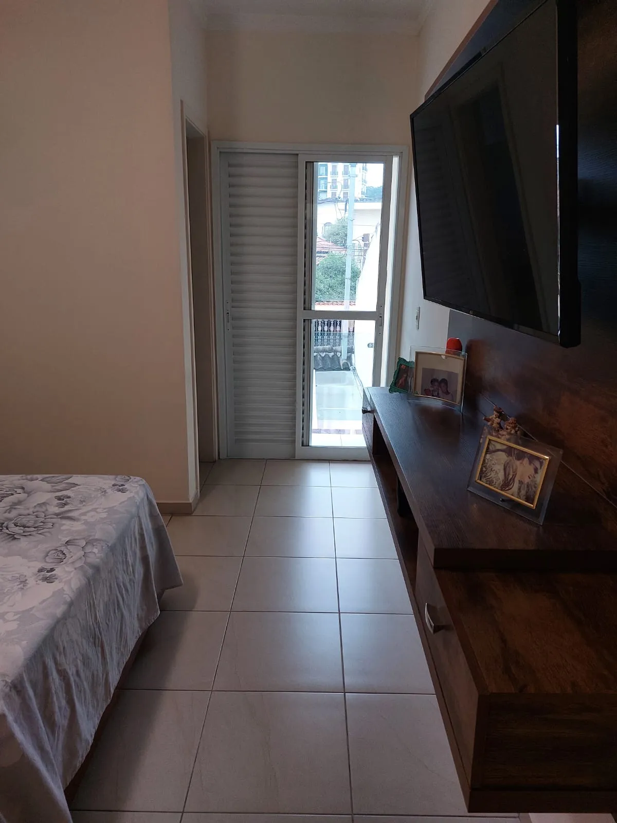 Imagem VENDO BELO SOBRADO DE 03 DORMITÓRIOS NO BAIRRO CAMPO GRANDENA SUL-SP)