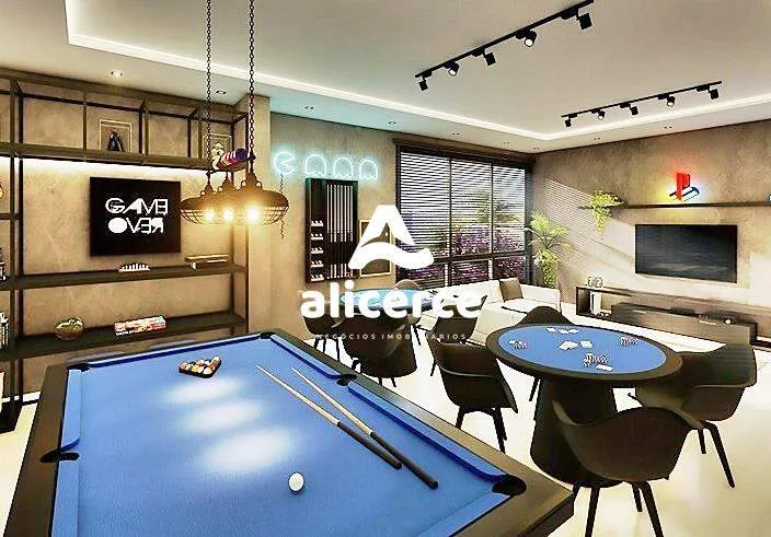 Imagem Cobertura à venda com 3 quartos 3 suítes, 145,71m² em Abraão Florianópolis