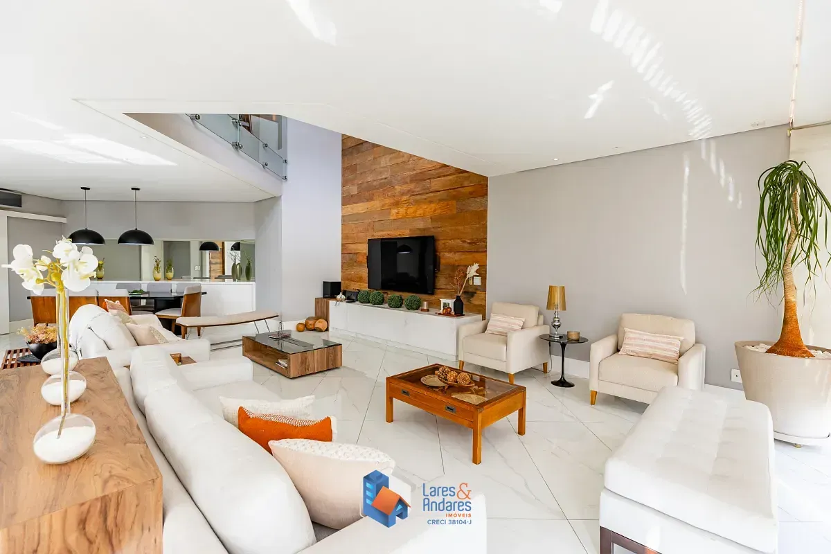 Imagem Duplex para venda em Vila Suzana com 3 quartos, sendo 3 suítes, 287m²