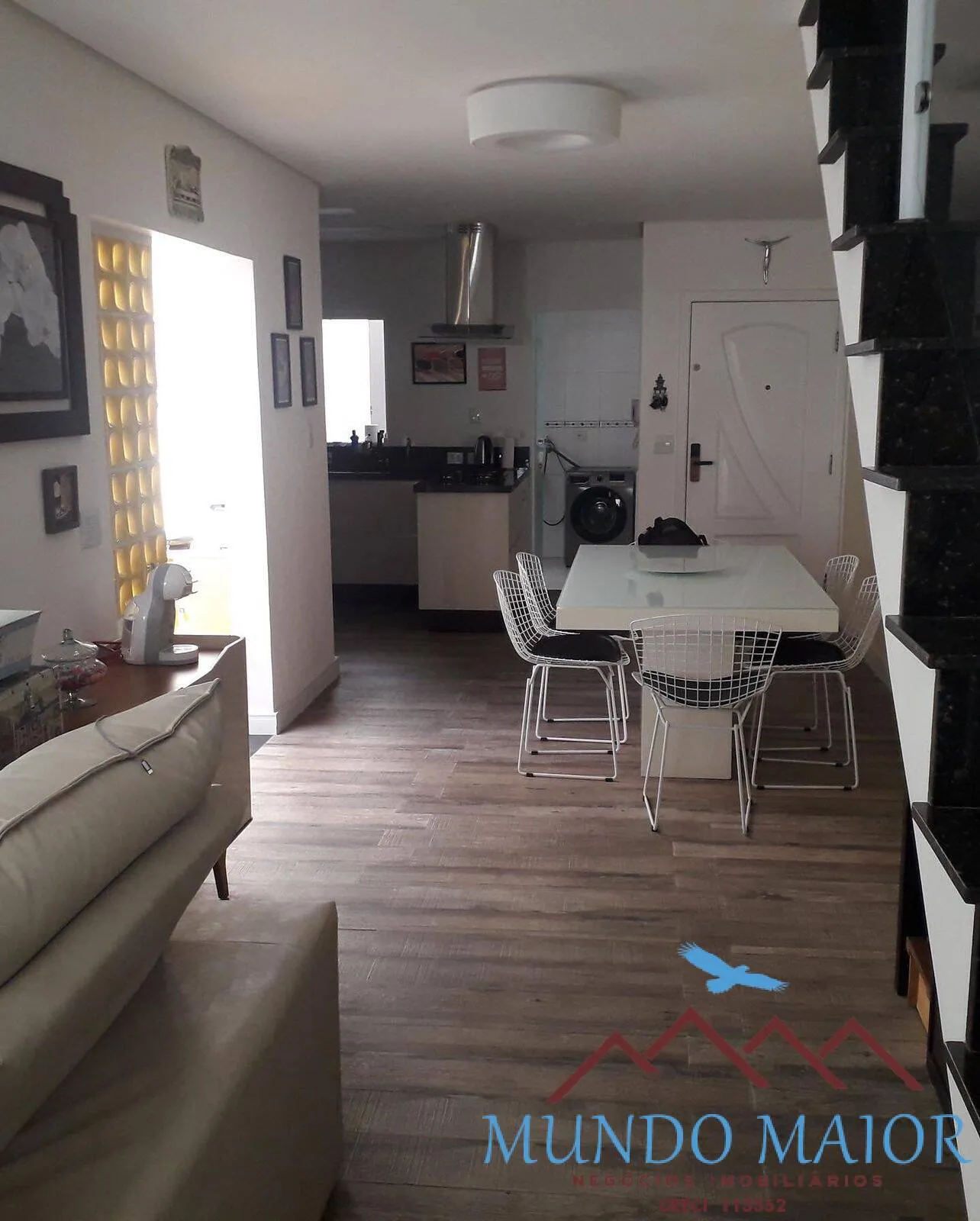 Imagem Aceita Financiamento e Permuta - Sobrado com 194m² e Área Gourmet!