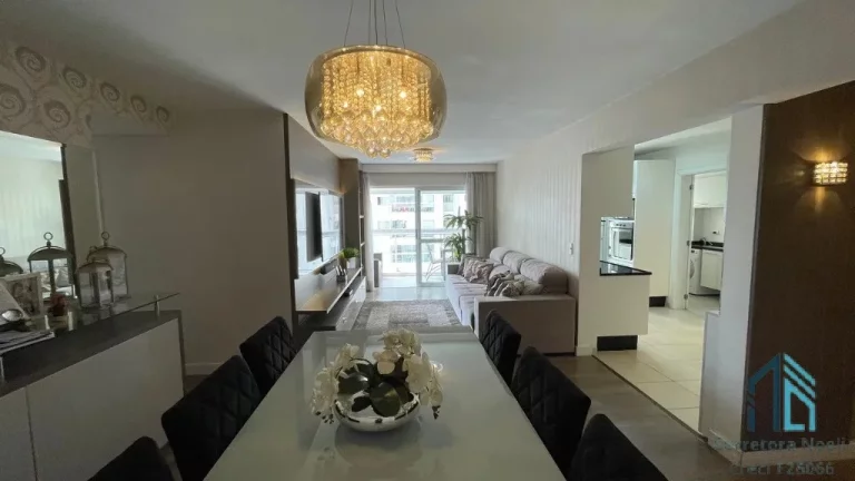 Imagem Apartamento MOBILIADO, 03 quartos c/suíte, 02 vagas no Água Verde em Curitiba PR