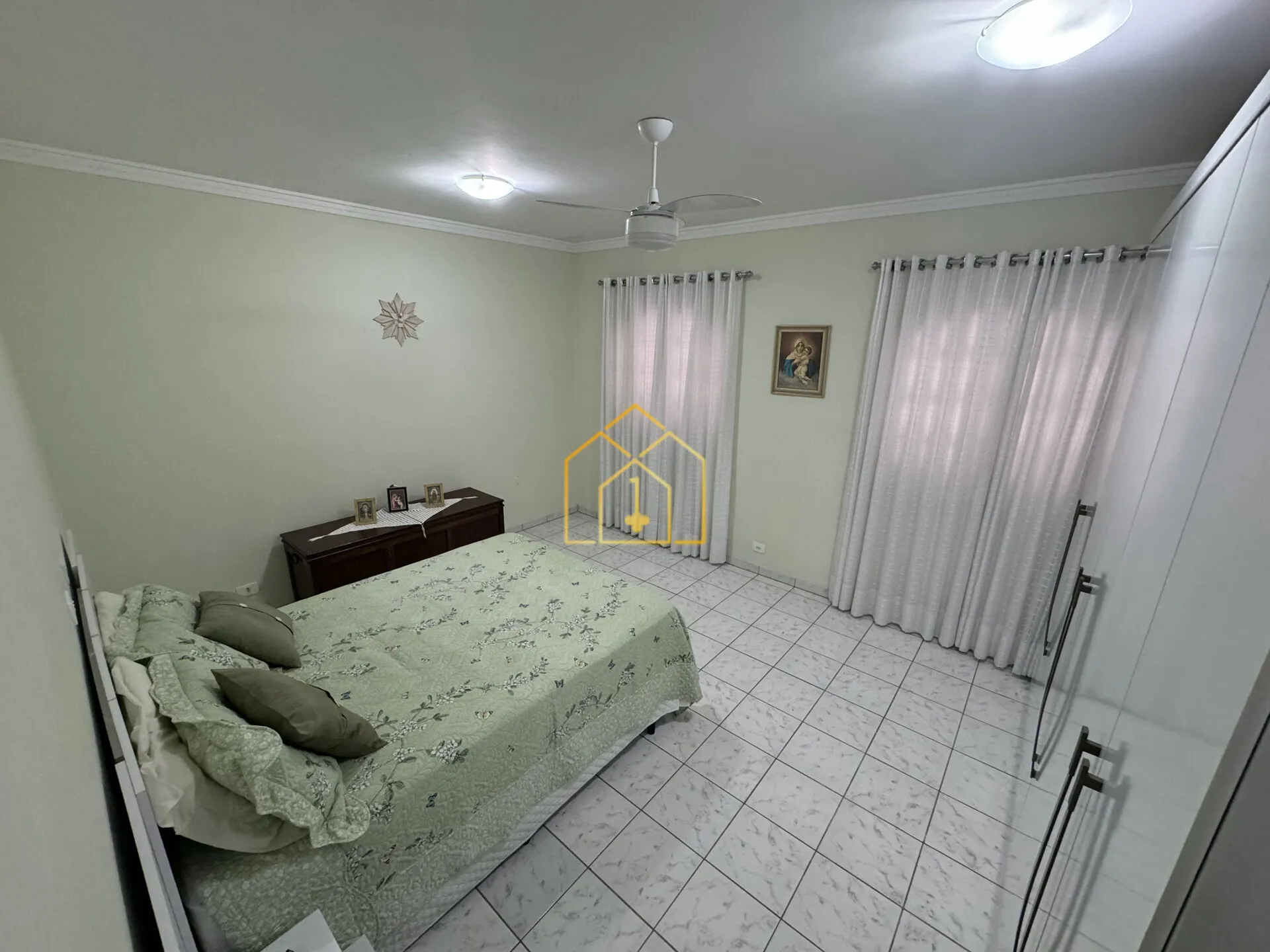 Imagem Sobrado à venda 177 m² 3 quartos 1 suíte 2 vagas | Jardim Stella - Santo André - SP