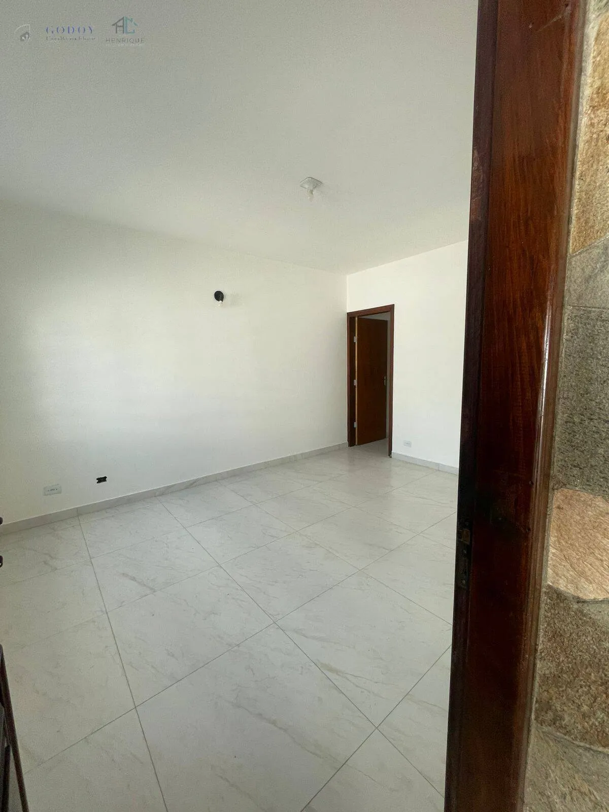 Imagem Excelente Casa e Localização no Bairro Campos Maia