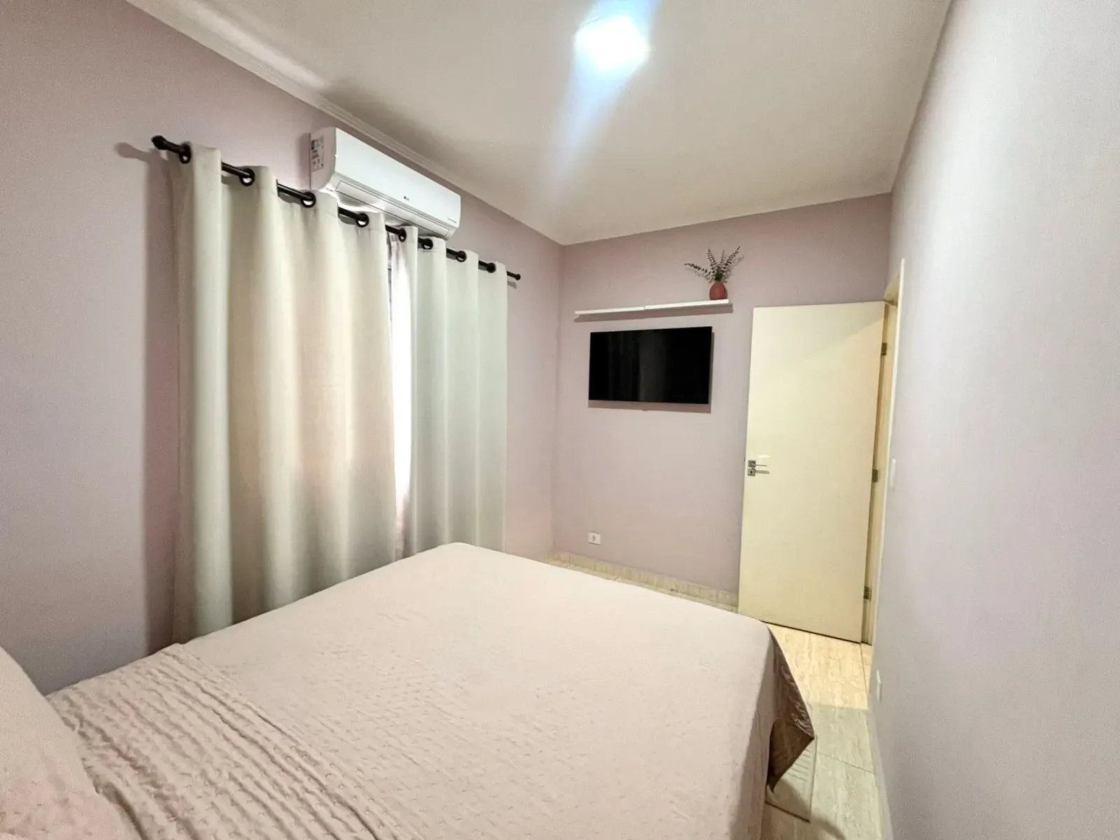Imagem Casa de Condomínio com 2 Quartos à Venda, 55 m² em Tupi - Praia Grande