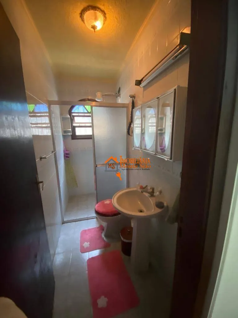 Imagem Casa com 3 dormitórios à venda, 170 m² por R$ 690.000,00 - Jardim Santa Mena - Guarulhos/SP