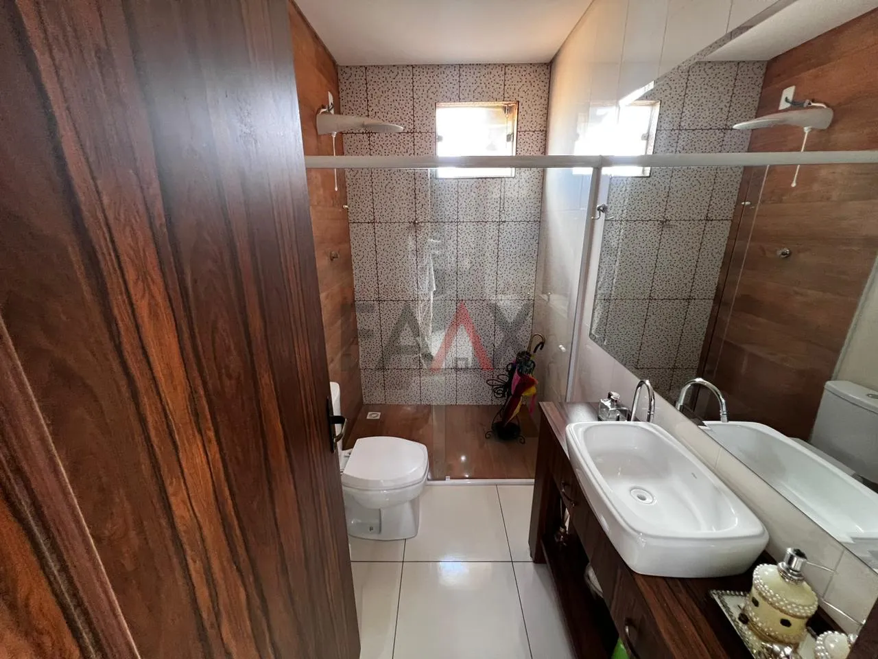 Imagem STUDIO DE BELEZA MOBILIADO PARA LOCAÇÃO - INDUSTRIAL, GUARAPUAVA-PR