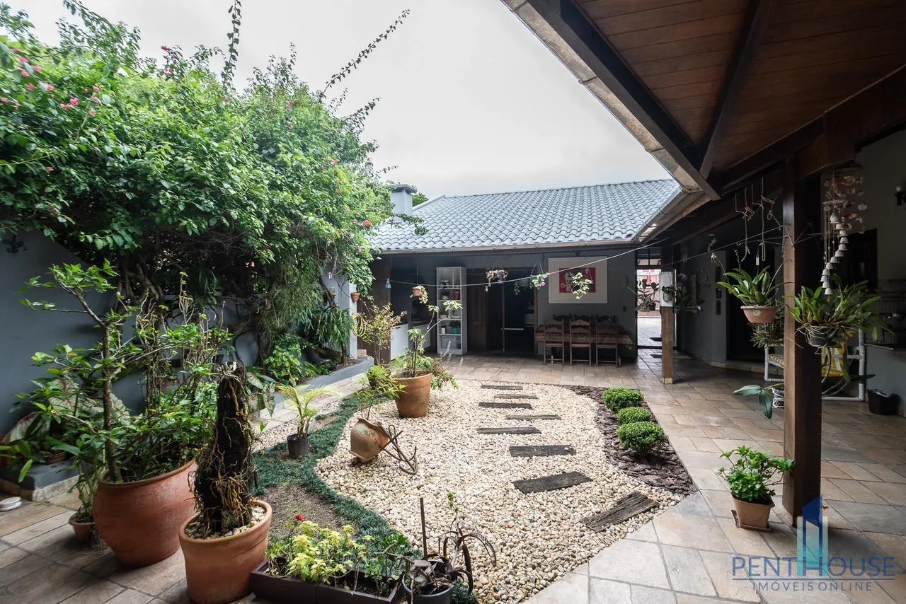 Imagem Casa para Venda em Porto Belo, CENTRO, 3 dormitórios, 3 suítes, 4 banheiros, 4 vagas