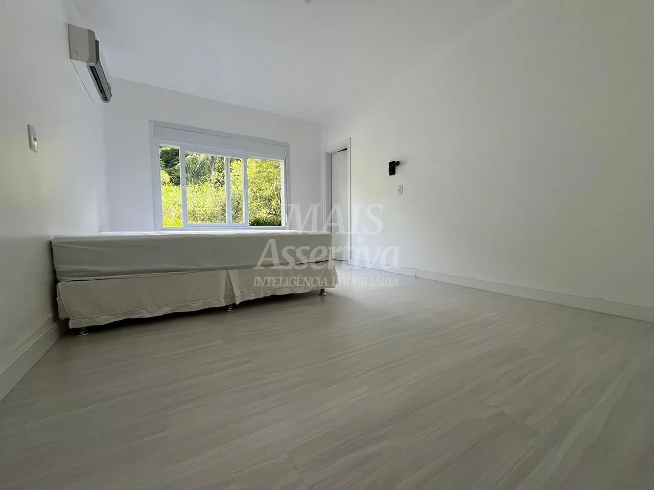 Imagem Excelente Casa mobiliada à venda em Nova Hartz - Próxima a Gramado!
