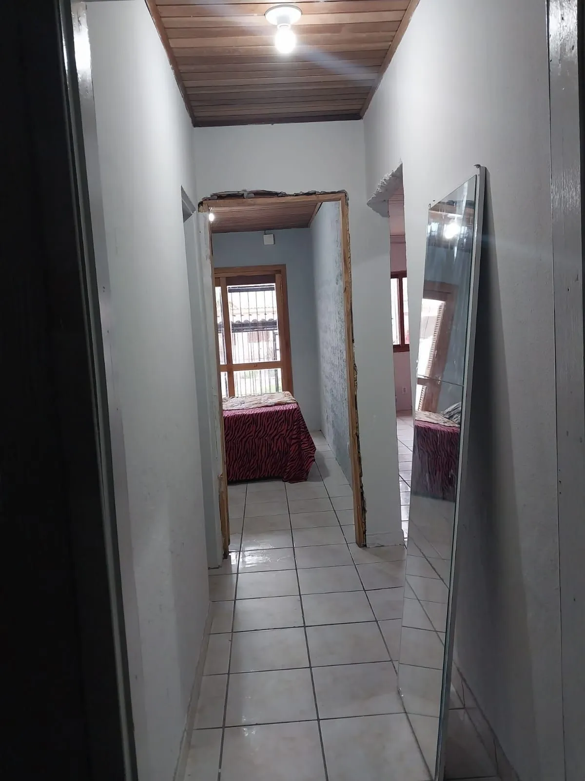 Imagem Casa no bairro Hípica - 2 dormitórios