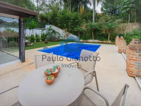 Imagem Casa Rústica, linda, Térrea c/ piscina e gourmet!