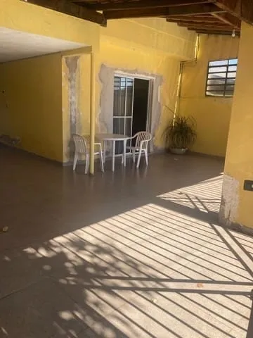 Imagem Casa à venda 2 Quartos, 5 Vagas, 240M², Alto São Pedro, Taubaté - SP