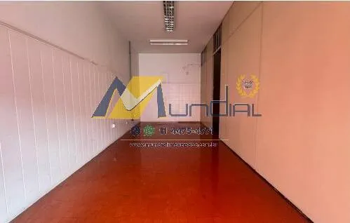 Imagem Ampla Casa Comercial para Locação com 11 Salas, Acessibilidade e 5 Vagas