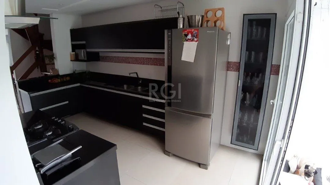 Imagem Casa para Venda - 157m², 3 dormitórios, sendo 3 suites, 2 vagas - Guarujá