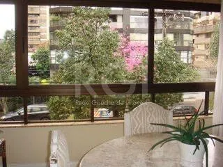Imagem Apartamento para Venda - 229.05m², 3 dormitórios, sendo 3 suites, 4 vagas - Bela Vista