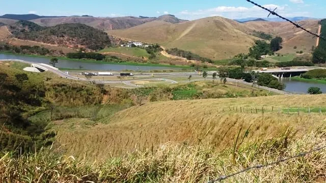 Imagem Chácara à venda Zona Rural, Lavrinhas - SP