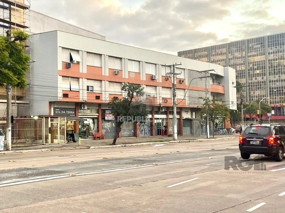 Imagem Apartamento de 2 Dormitórios totalmente reformado com churrasqueira