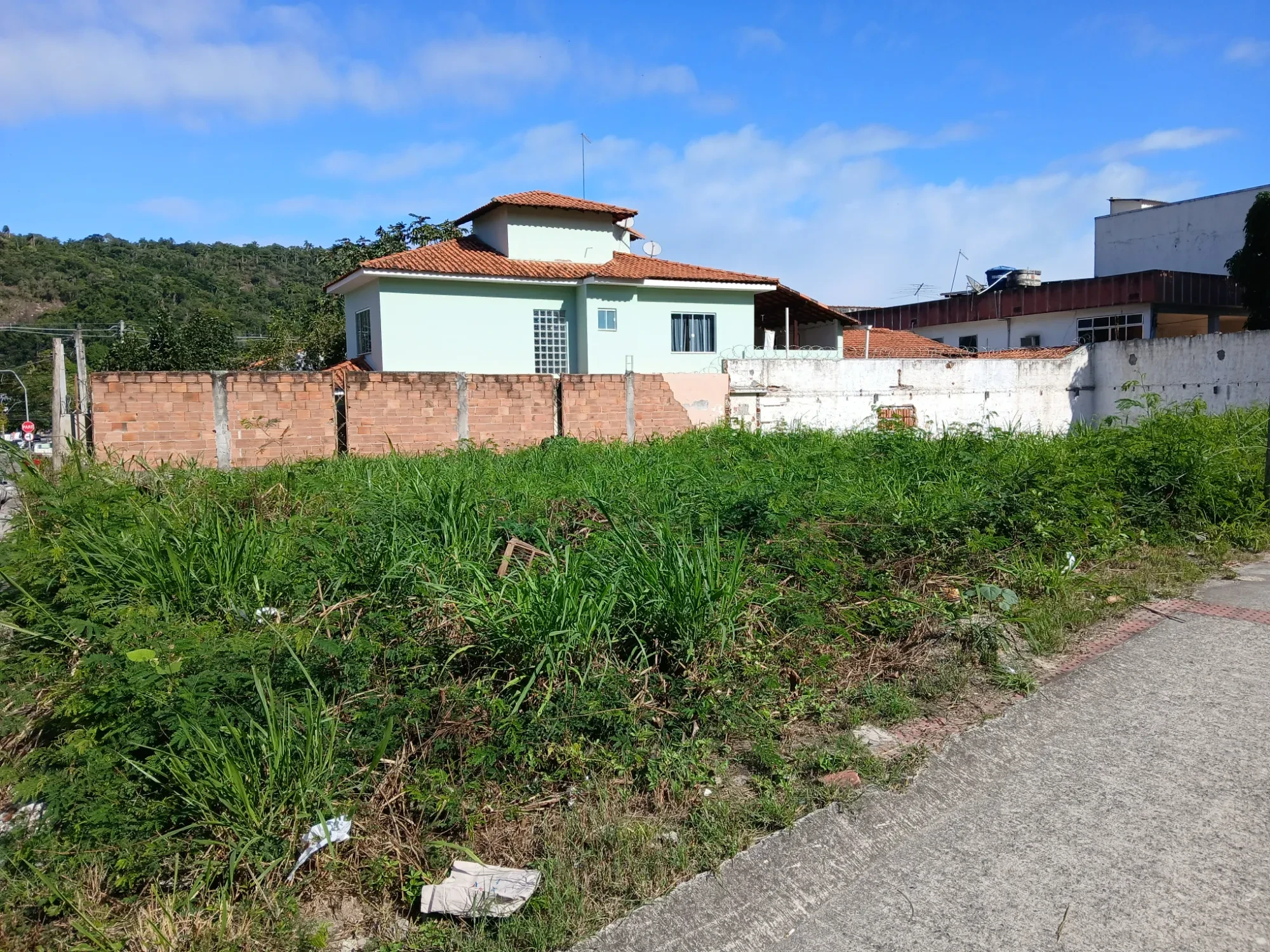 Imagem Terreno à Venda, 863 m² em Piratininga - Niterói