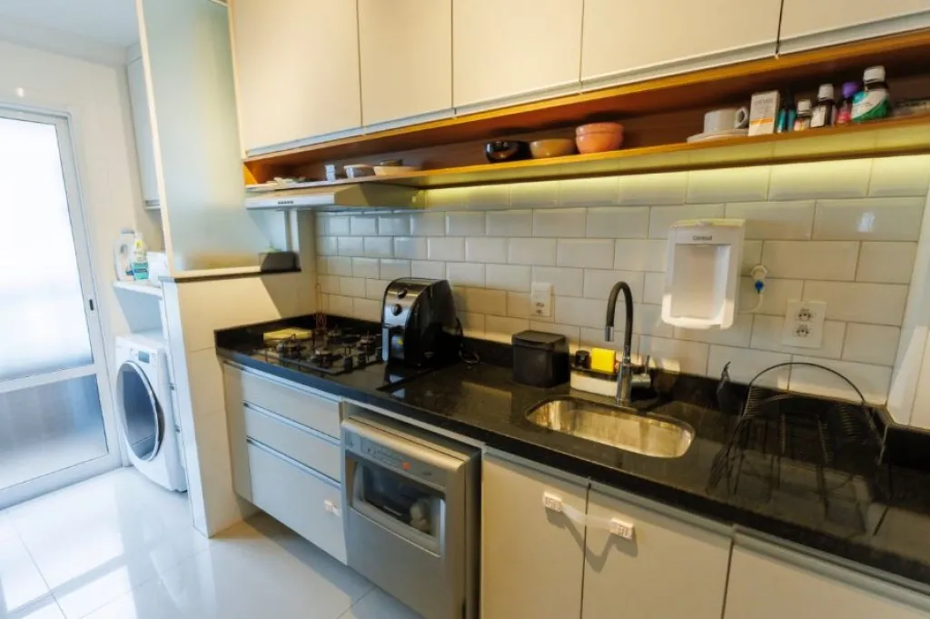 Imagem APARTAMENTO COM 80,00 m² - CANTO DO FORTE - PRAIA GRANDE SP