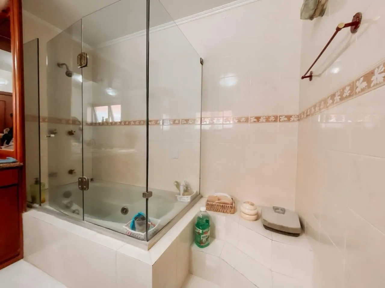 Imagem Casa Premium Chácara das Pedras | Piscina | Lareira | 295m²