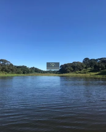 Imagem PARADISÍACO RANCHO RESIDÊNCIAL OU RAMO HOTELEIRO PÉ NA ÁGUA ÁREA 61,345 M MAIRINQUE YARCH CLUB REPRESA ITUPARARANGA 554 M CONSTRUÍDOS 7 DORMITÓRIOS