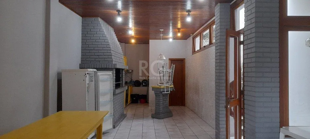 Imagem Apartamento para Venda - 143.28m², 3 dormitórios, sendo 1 suites, 1 vaga - Petrópolis
