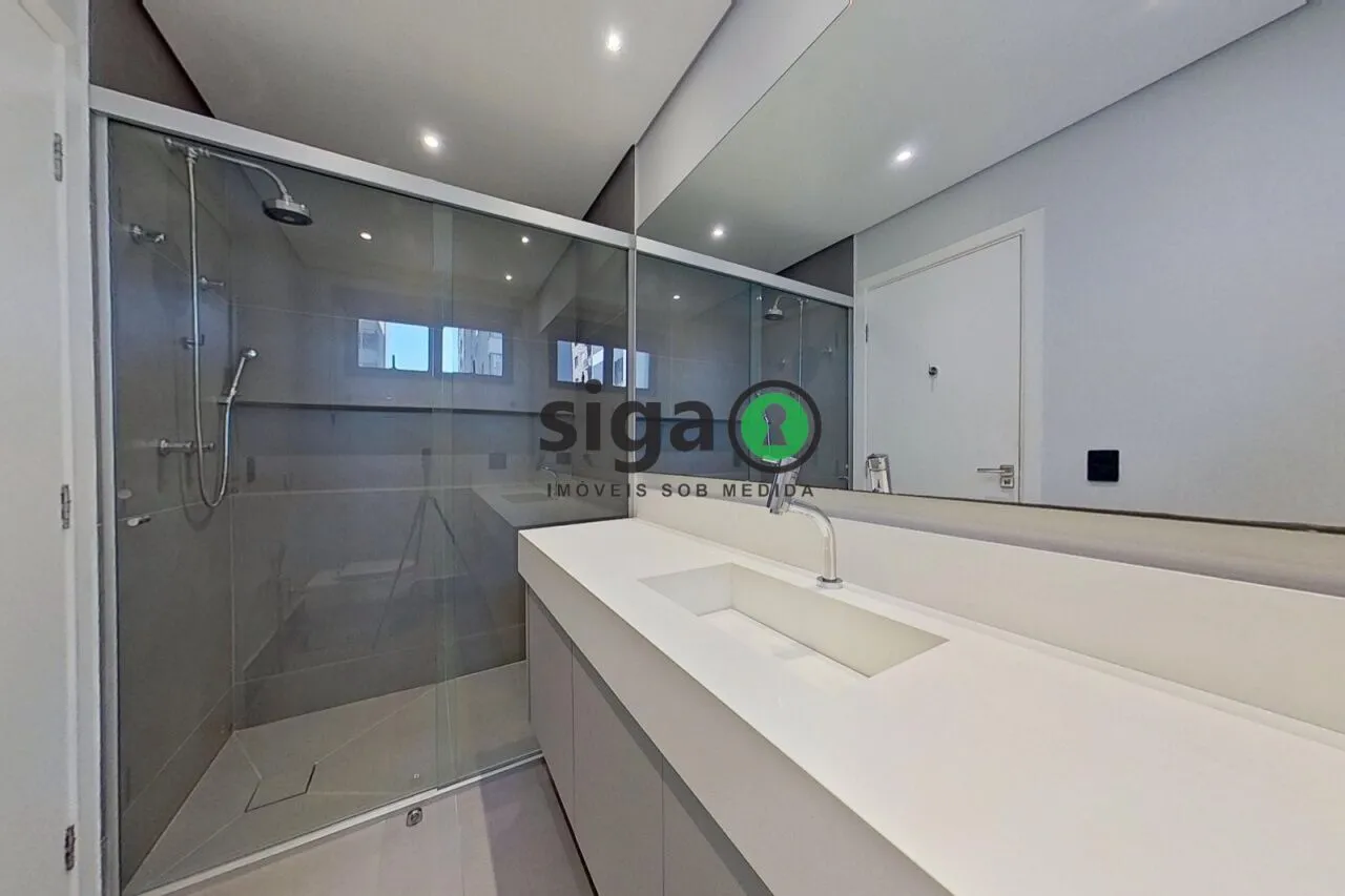 Imagem Apartamento à venda em Moema Índios - 213m², 3 dormitórios sendo 2 suítes, 4 vagas, reformado