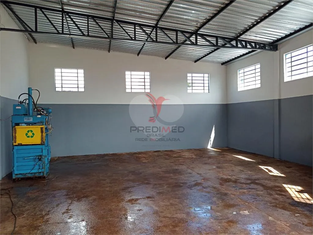 Galpão / Depósito / Armazém de 127m² no bairro Jardim Village, em Lençóis Paulista