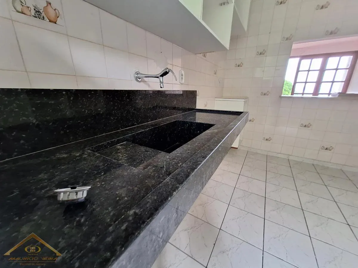 Imagem Casa em Condomínio para Venda em Cabo Frio / RJ no bairro Ogiva
