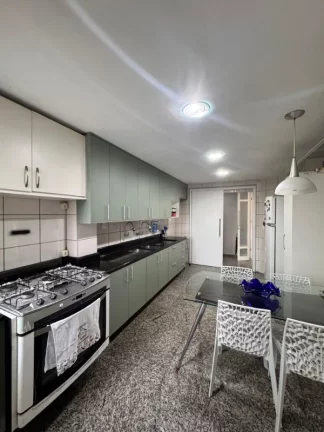 Imagem Apartamento com 163 metros , no bairro Nossa Senhora das Graças , disponível para venda , com 4 dormitórios sendo duas suítes , garagem 3 carros