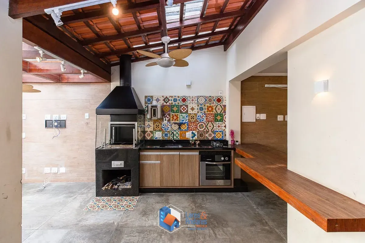 Imagem Casa para venda em Jardim Aeroporto com 2 quartos, sendo 2 suítes, 136m²