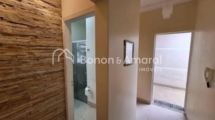 Imagem Casa à venda no Parque Taquaral com 4 quartos e 2 banheiros