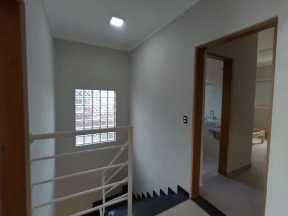 Imagem Casa à Venda em Solemar, Praia Grande - SP