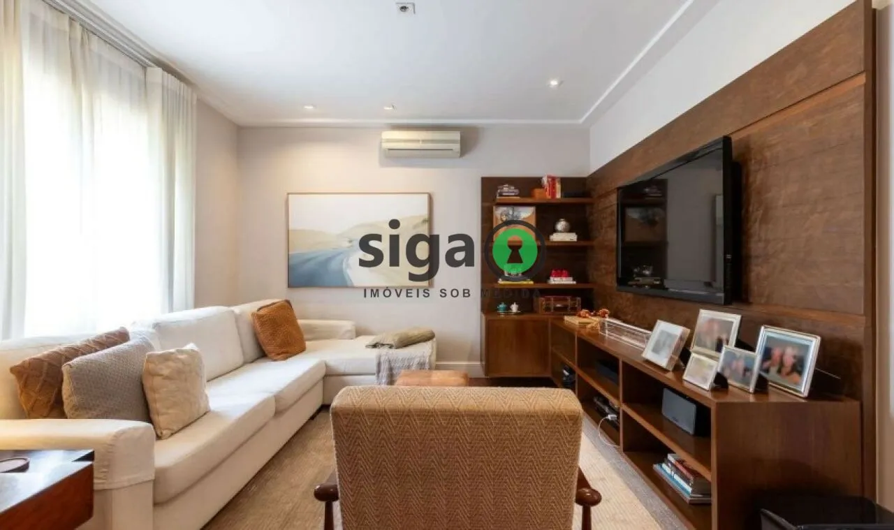 Imagem Casa em Condomínio a venda em Alto da Boa Vista com 4 quartos