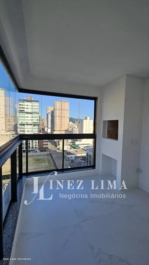 Imagem Apartamento 3 dormitórios para Venda em Itapema, Meia Praia, 3 dormitórios, 2 suítes, 3 banheiros, 2 vagas