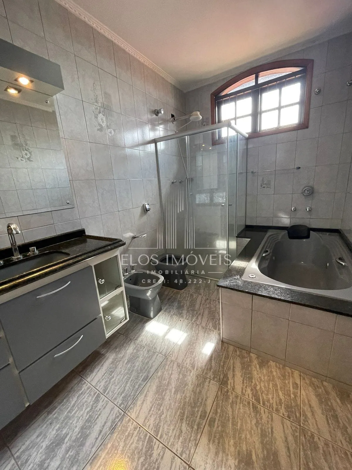 Imagem Sobrado de 4 quartos, 264m² no bairro Vila São Roque, em Limeira