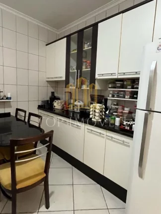 Imagem Linda Casa Assobradada no Bosque dos Eucaliptos – Conforto e Praticidade em Excelente Localização!
