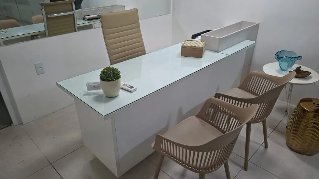 Imagem Sala comercial no Israel Flats com 23 m² na orla de Tambaú, próxima à praia, restaurantes e pontos turísticos de João Pessoa.