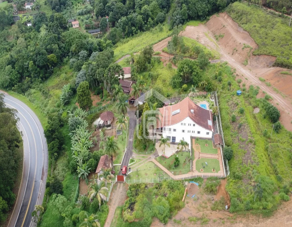 Imagem Chácara 670 m² à venda em Morada dos Pássaros, Poços de Caldas