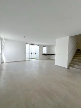 Imagem Casa com 4 Quartos (3 Suítes) ao lado do residencial Yahoo