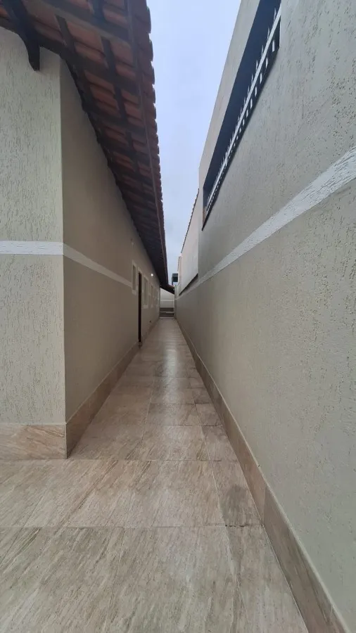 Imagem Casa para Venda em Mongaguá, Jardim Praia Grande, 2 dormitórios, 1 suíte, 2 banheiros, 2 vagas