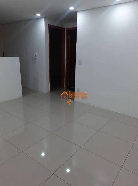 Imagem Apartamento com 2 dormitórios à venda, 43 m² por R$ 260.000,00 - Água Chata - Guarulhos/SP