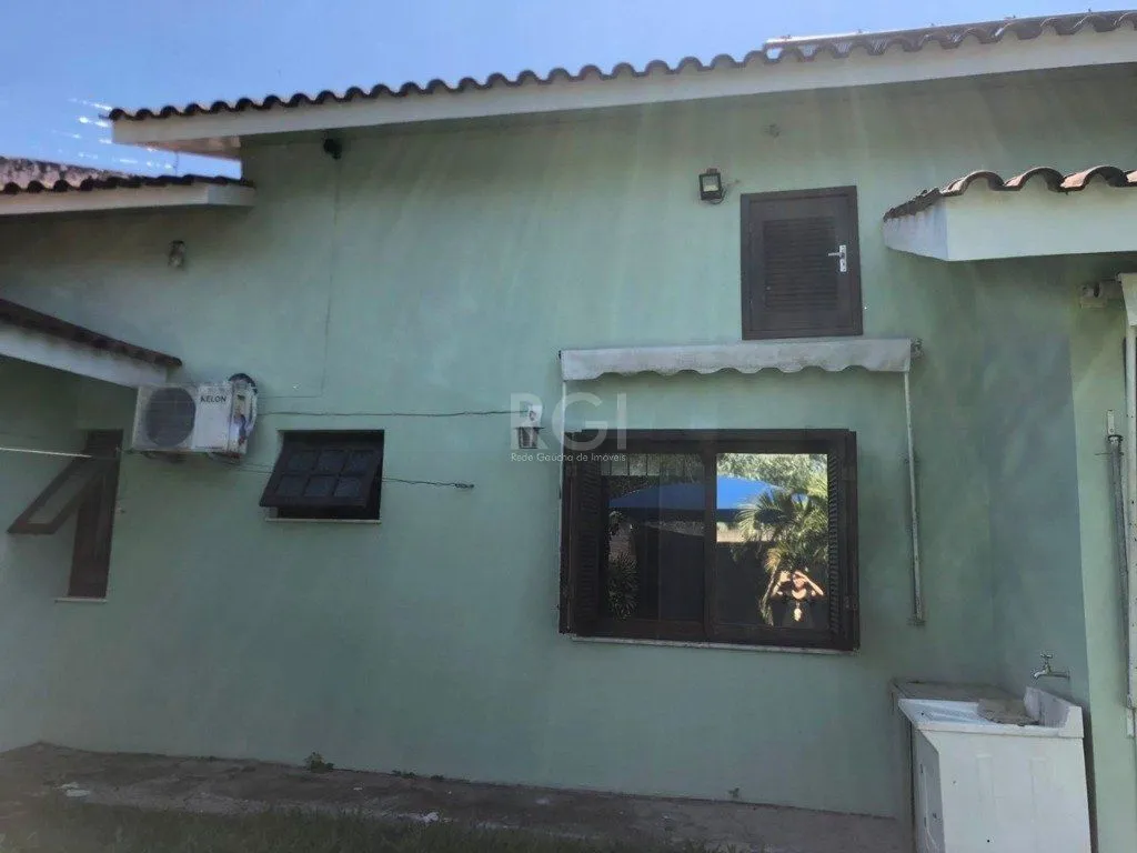 Imagem Casa para Venda - 180.19m², 3 dormitórios, sendo 1 suites, 2 vagas - Camobi