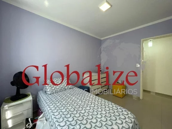 Imagem Casa Triplex com 3 suítes e 2 vagas no bairro Embaré em Santos por R$ 1.299.000,00