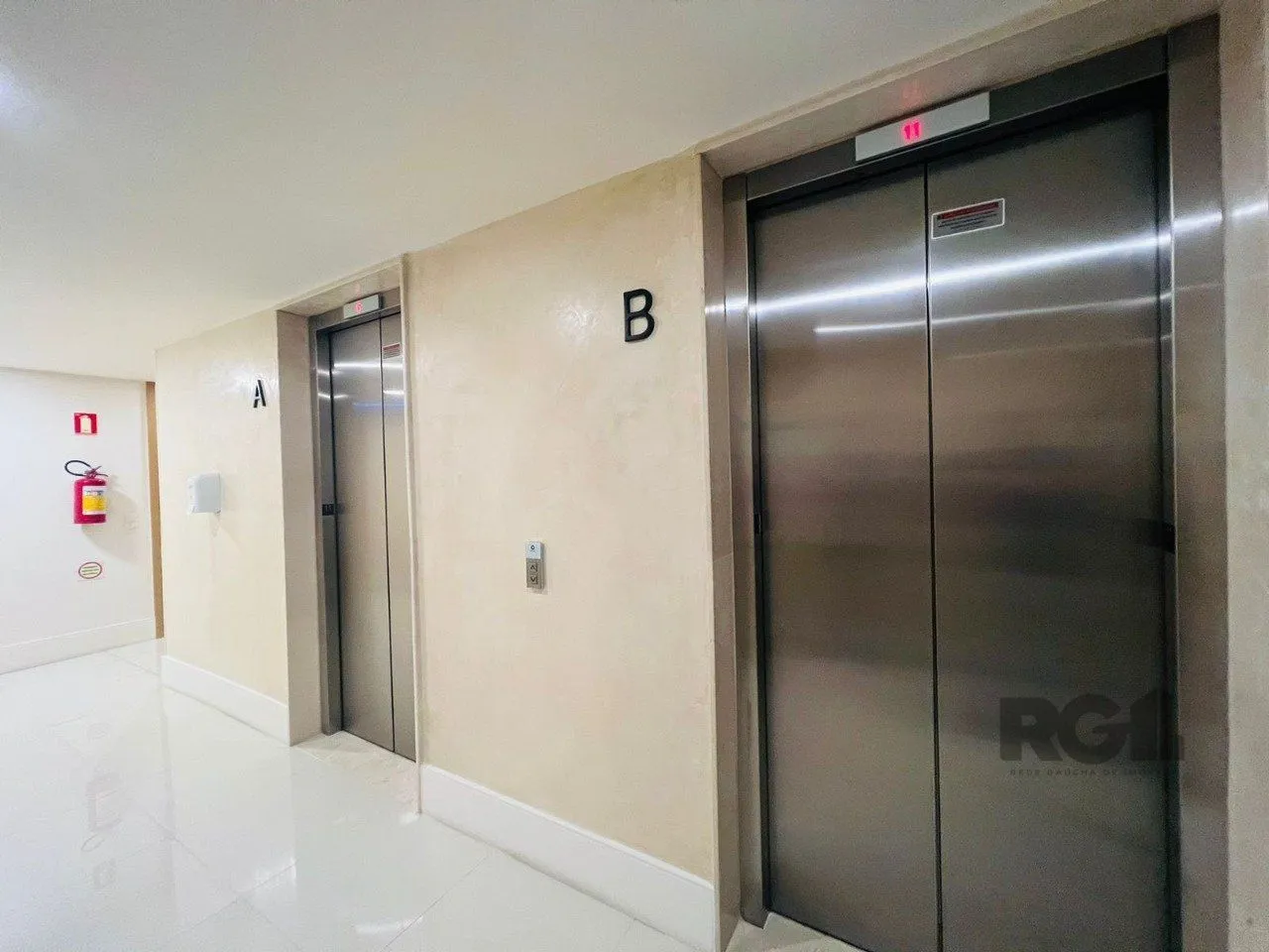 Imagem Sala Comercial com 33m² no MEDPLEX Assis Brasil !!!
