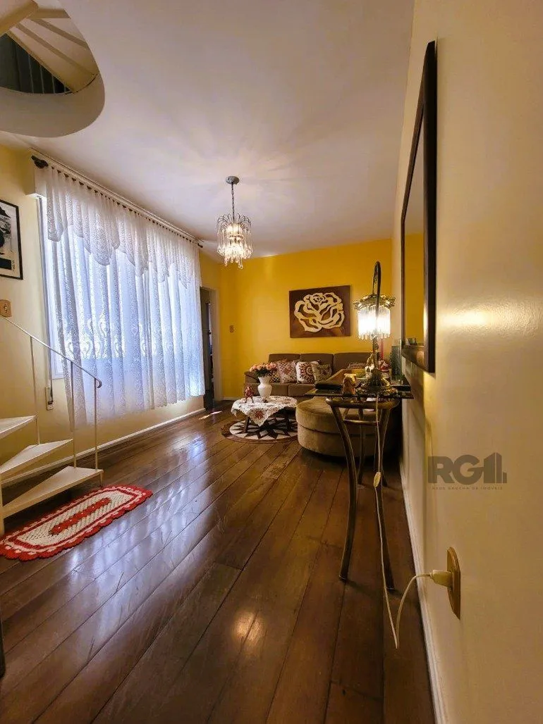 Imagem ÓTIMA OPORTUNIDADE NO BAIRRO SANTANA: LINDO DUPLEX COM VAGA COBERTA