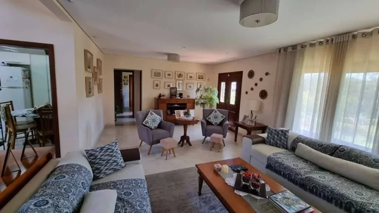 Imagem Cond Pq das Artes - 4 suítes. Home office, gourmet, piscina e pomar!