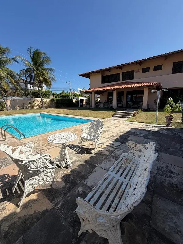 Foto do imóvel Casa com 5 Quartos à Venda, 600 m² em Rua Doutor Luíz Teixeira de Alcântara, 440 - De Lourdes, Fortaleza - CE