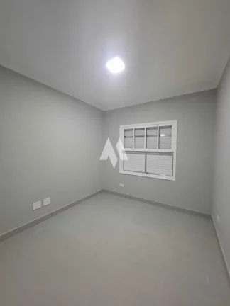 Imagem Apartamento Padrão 3 quartos sala 2 ambientes/ dependecia grande/Aparecida