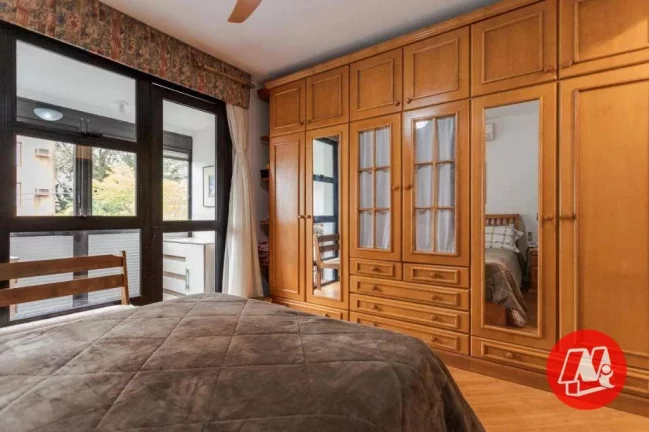 Imagem Cobertura Triplex no coração do Petrópolis – conforto, espaço e vista incrível