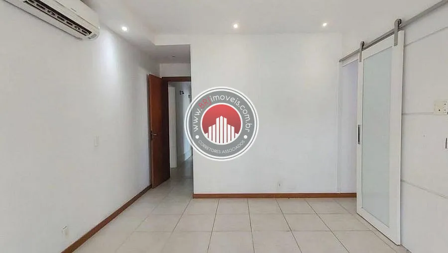 Imagem Apartamento a Venda no bairro Recreio dos Bandeirantes - Rio de Janeiro, RJ